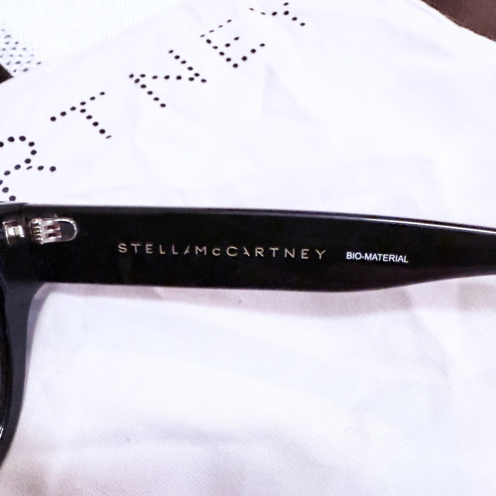 Stella McCartney Detachable Flip Up Flat Top Sunglasses - Picture 8 of 9